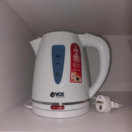 Tiny Apartament *
